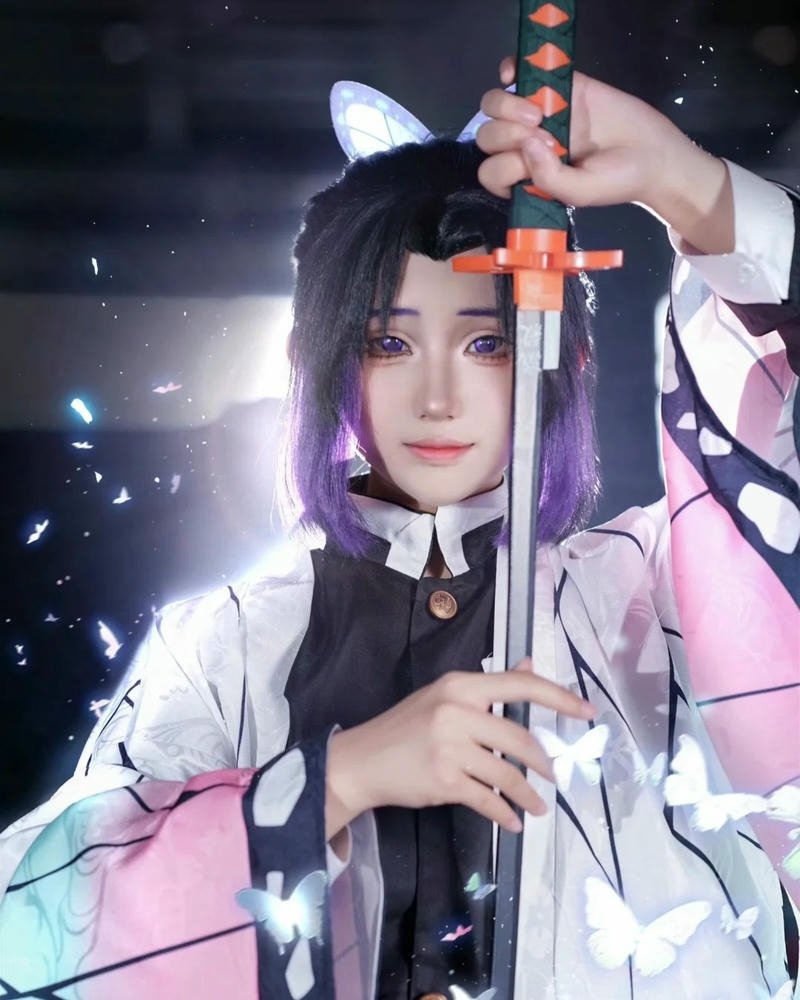 Ảnh Shinobu cosplay diện mạo hài hòa đầy thu hút