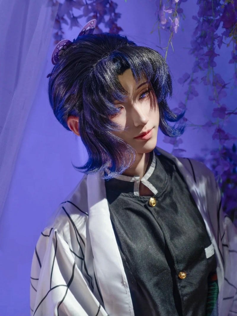 Ảnh Shinobu cosplay phong cách trẻ trung cuốn hút