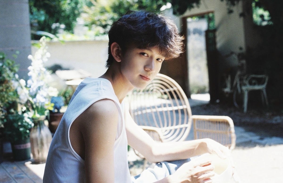 Ảnh con trai cute thumbnail