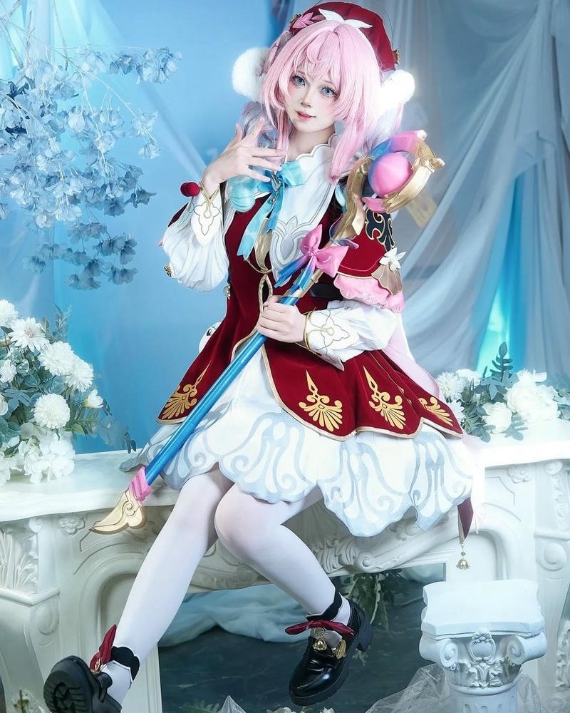 Ảnh cosplay anime nổi bật đường nét tinh tế và biểu cảm