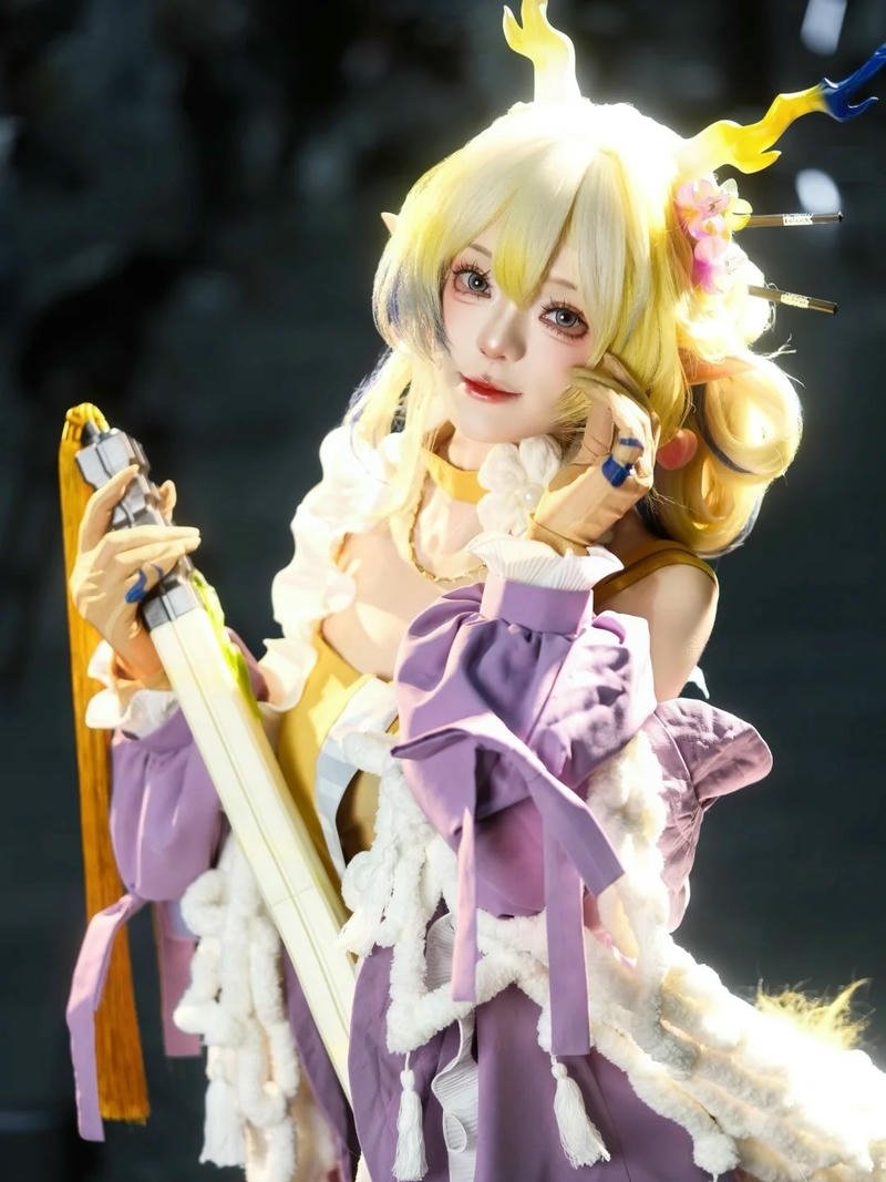 Ảnh cosplay anime thể hiện thần thái nhân vật một cách tinh tế