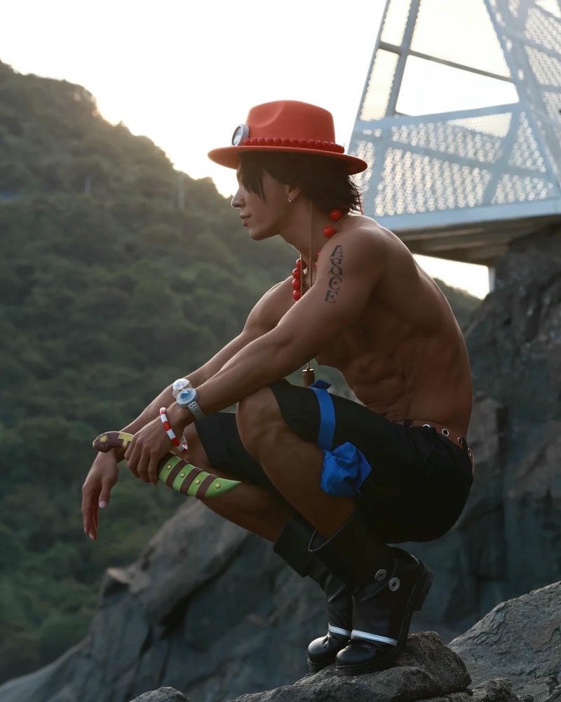 Ảnh cosplay one piece mang phong cách đặc trưng dễ nhận ra