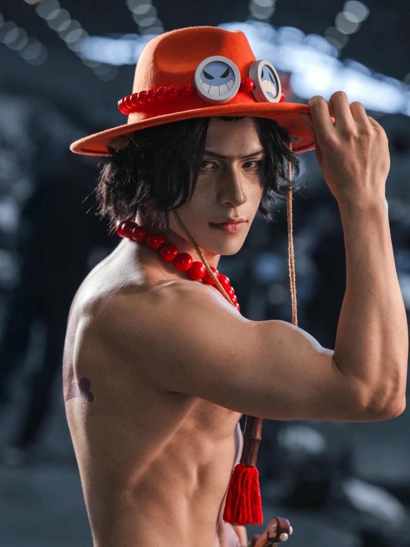 Ảnh cosplay one piece thể hiện đúng tinh thần nhân vật