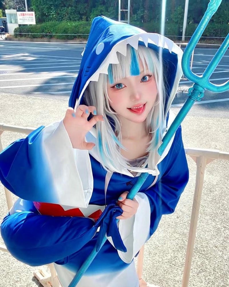 Ảnh hóa thân Yaoyaoqwq Gawr Gura phong cách đáng yêu cuốn hút