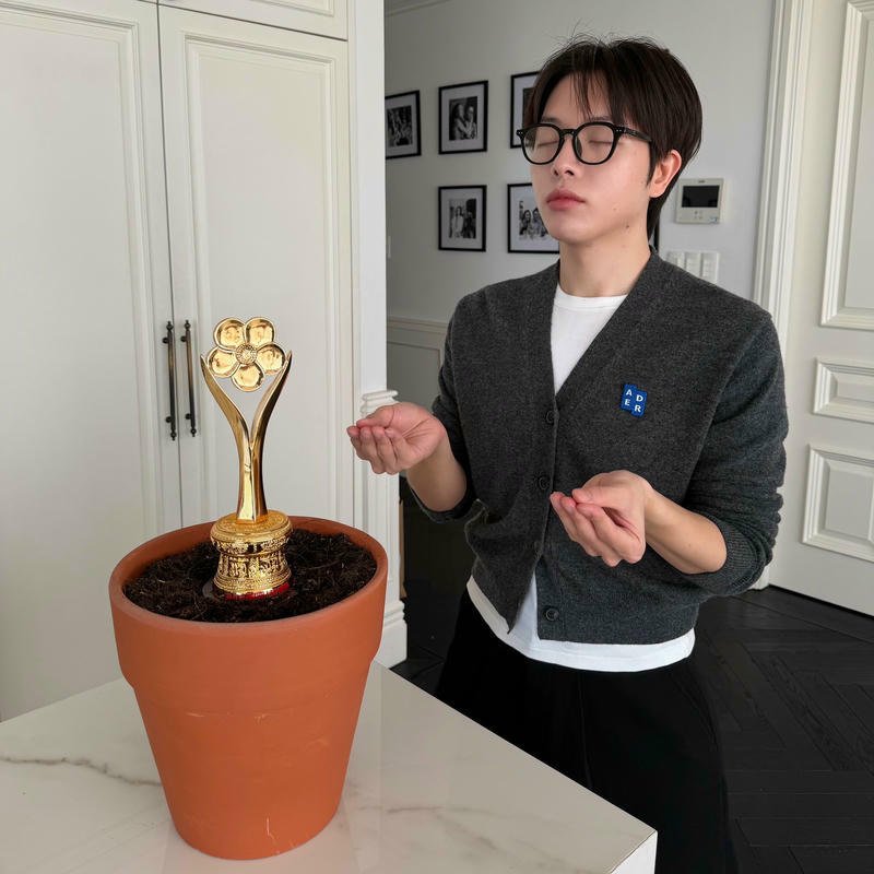 Ảnh nền Đức Phúc phong cách dễ thương trẻ trung