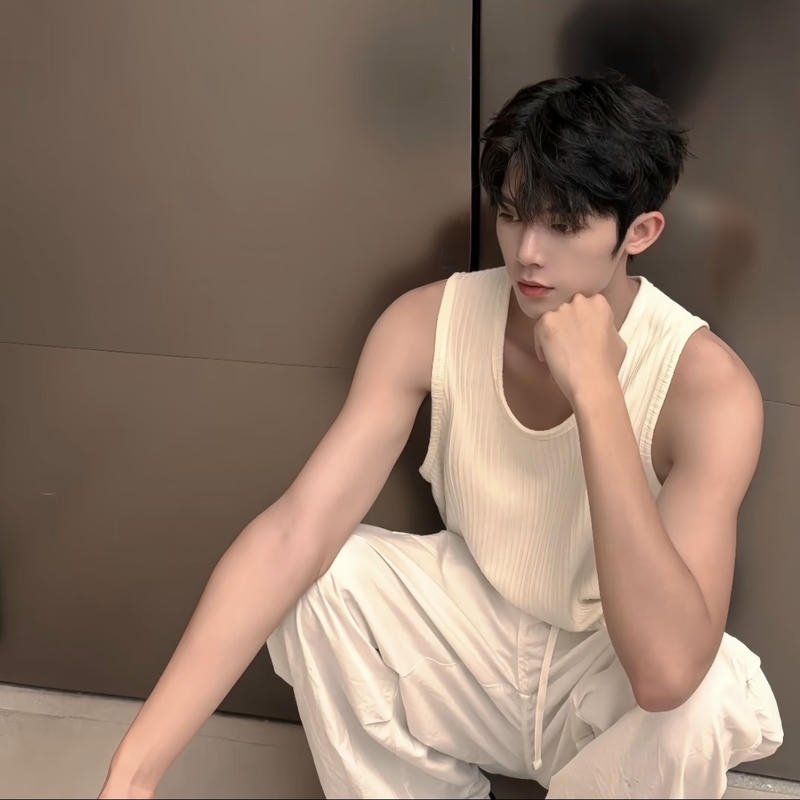 Bức ảnh avatar con trai ngầu với ánh nhìn đầy nội lực