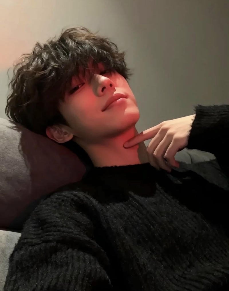 Chân dung chàng trai điển trai phong cách ảnh trai hàn quốc