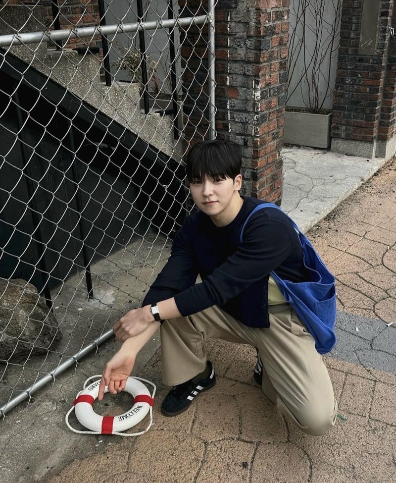 Hình ảnh trai đẹp Hàn Quốc lạnh lùng khí chất mạnh mẽ