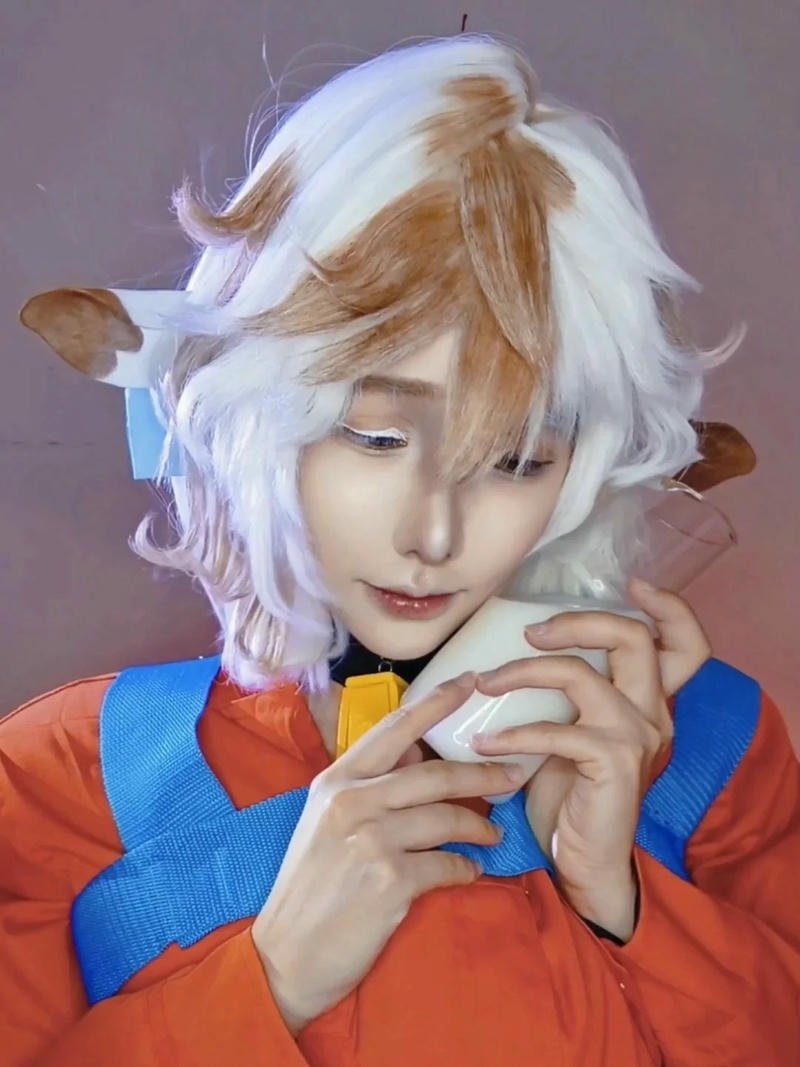 Cosplay bò sữa mang phong cách đáng yêu đầy mới lạ