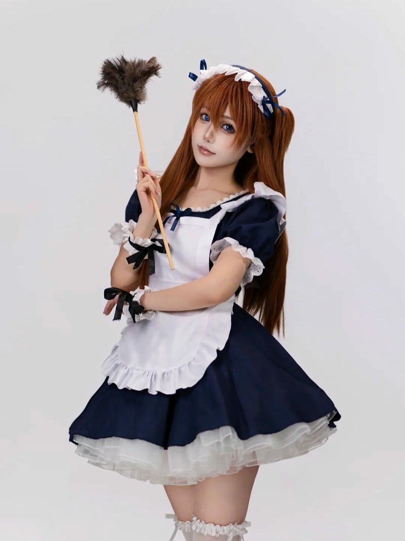 Cosplay hầu gái mang phong cách hóa thân rõ ràng đặc trưng