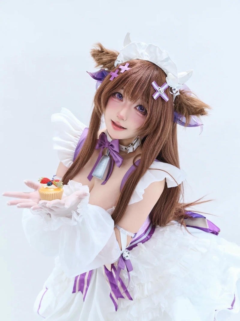 Cosplay hầu gái thể hiện hình ảnh nhân vật rõ ràng