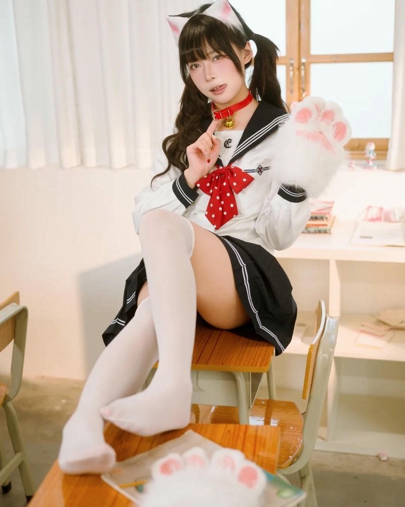 Cosplay mèo biểu cảm sinh động giàu cảm xúc