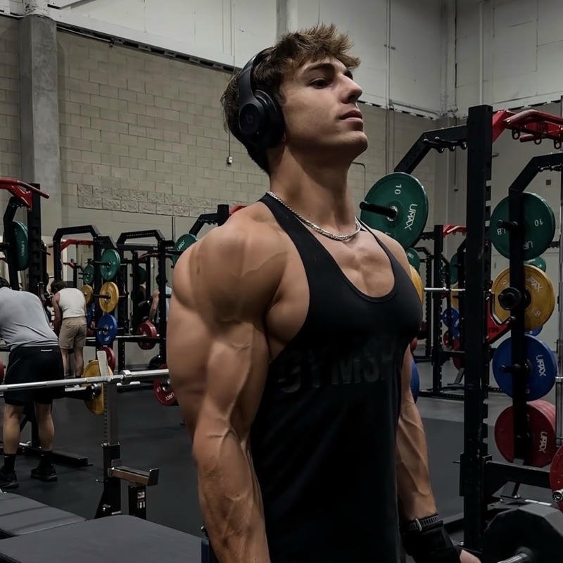 Dáng vẻ tự tin trong avatar con trai ngầu đầy sức hút