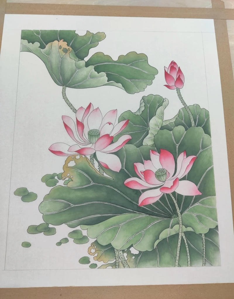 Đề tài vẽ tranh hoa sen hồng nở trên mặt hồ