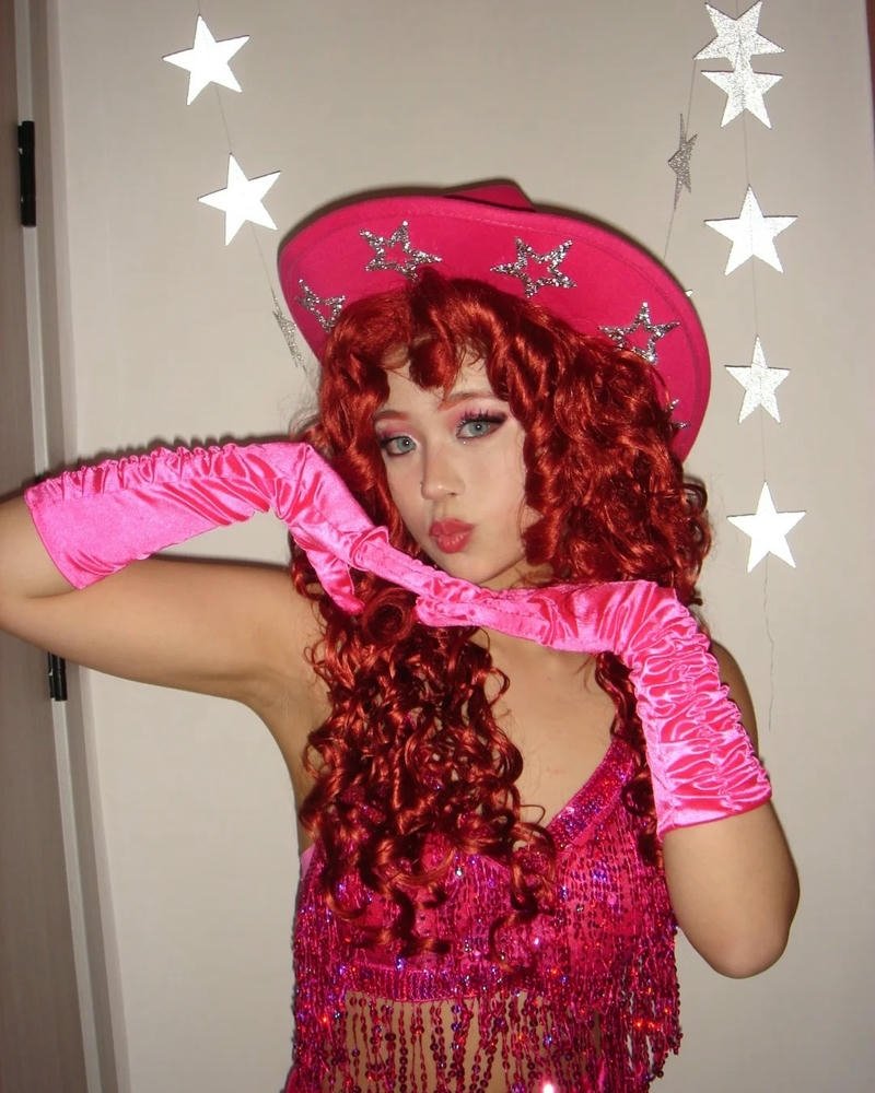 Gái xinh cosplay đường nét khuôn mặt thanh tú hài hòa