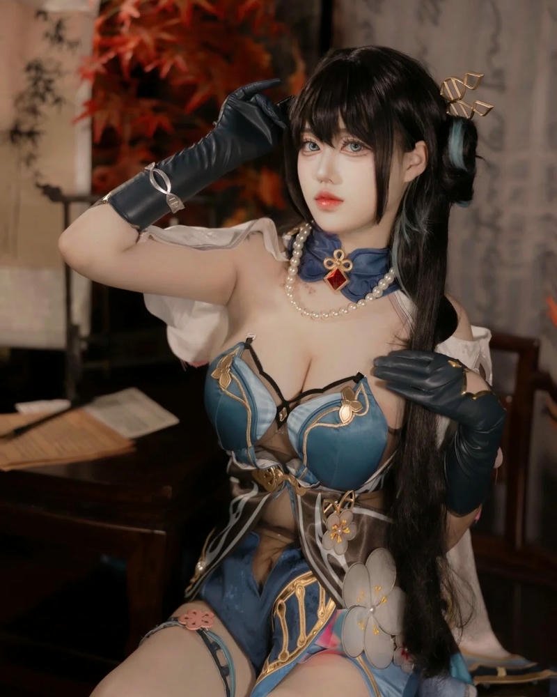 Gái xinh cosplay nhân vật anime diện mạo tinh tế hài hòa