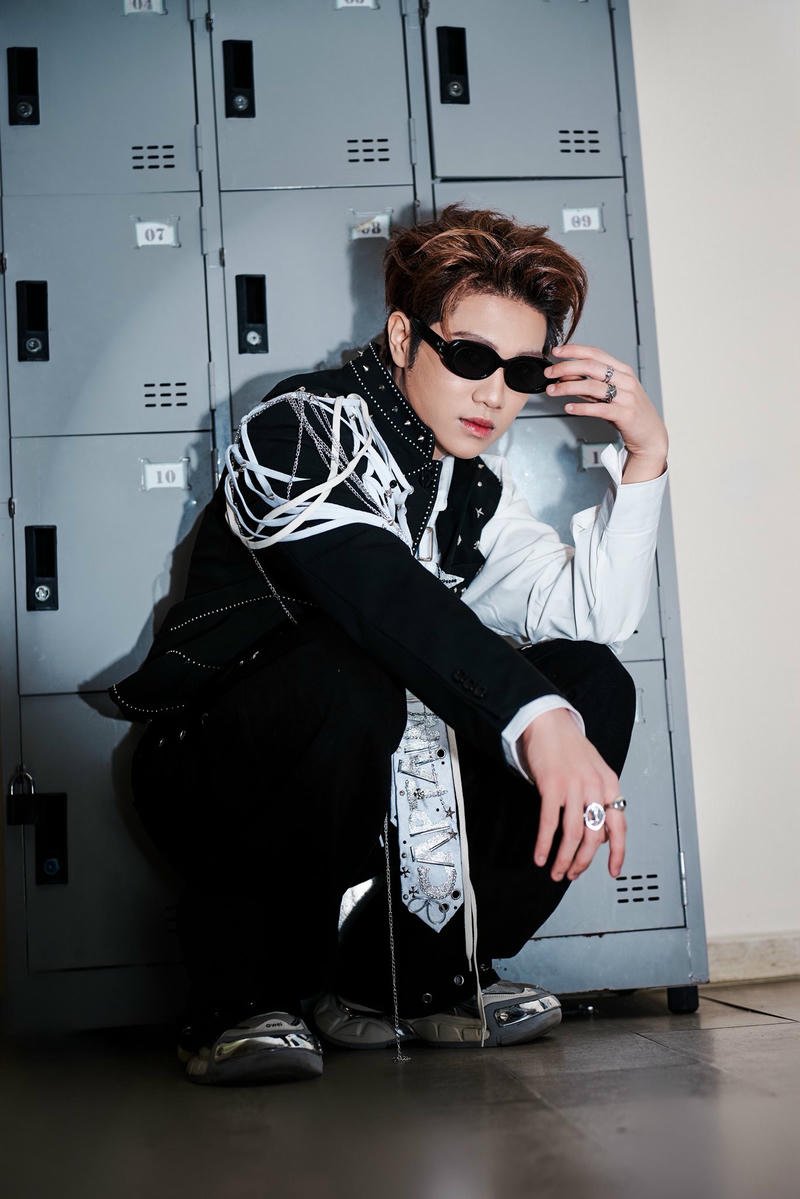 Gương mặt cá tính của Captain Boy làm hình nền Captain Boy