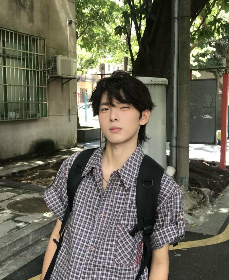 Gương mặt thân thiện xuất hiện trong ảnh trai K12