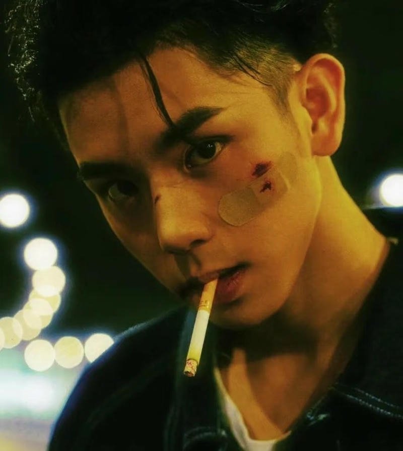 Gương mặt u tối sad boy ngầu trong nền