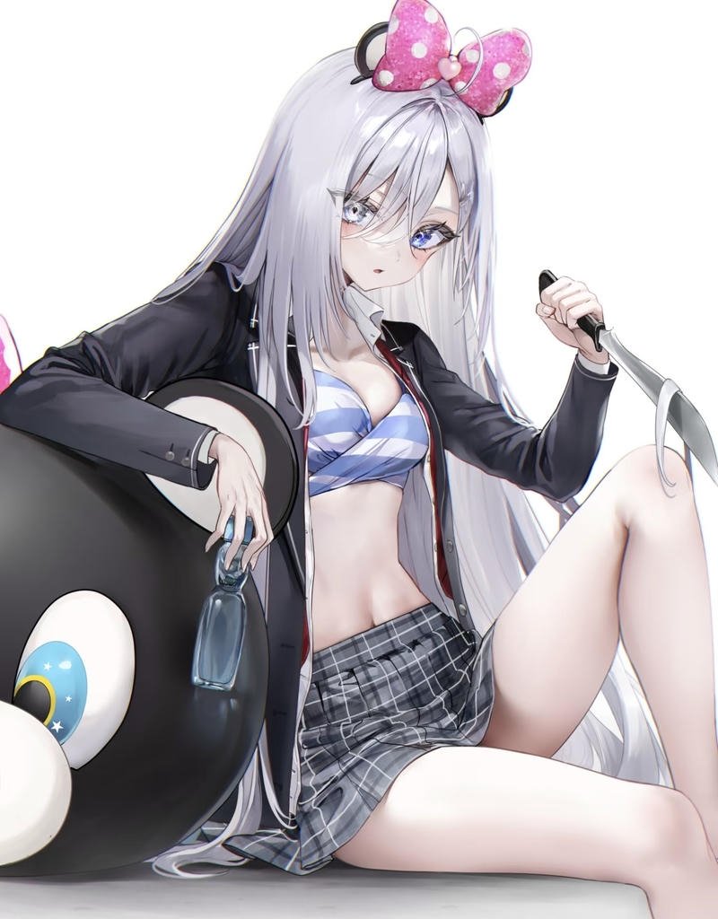 Hiệu ứng dịu nhẹ làm ảnh anime girl tóc trắng cuốn hút