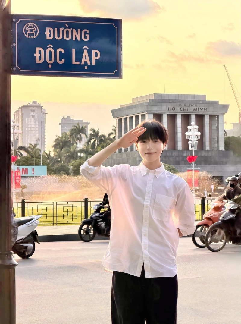 Hình Đức Phúc cute cùng biểu cảm đáng yêu tự nhiên