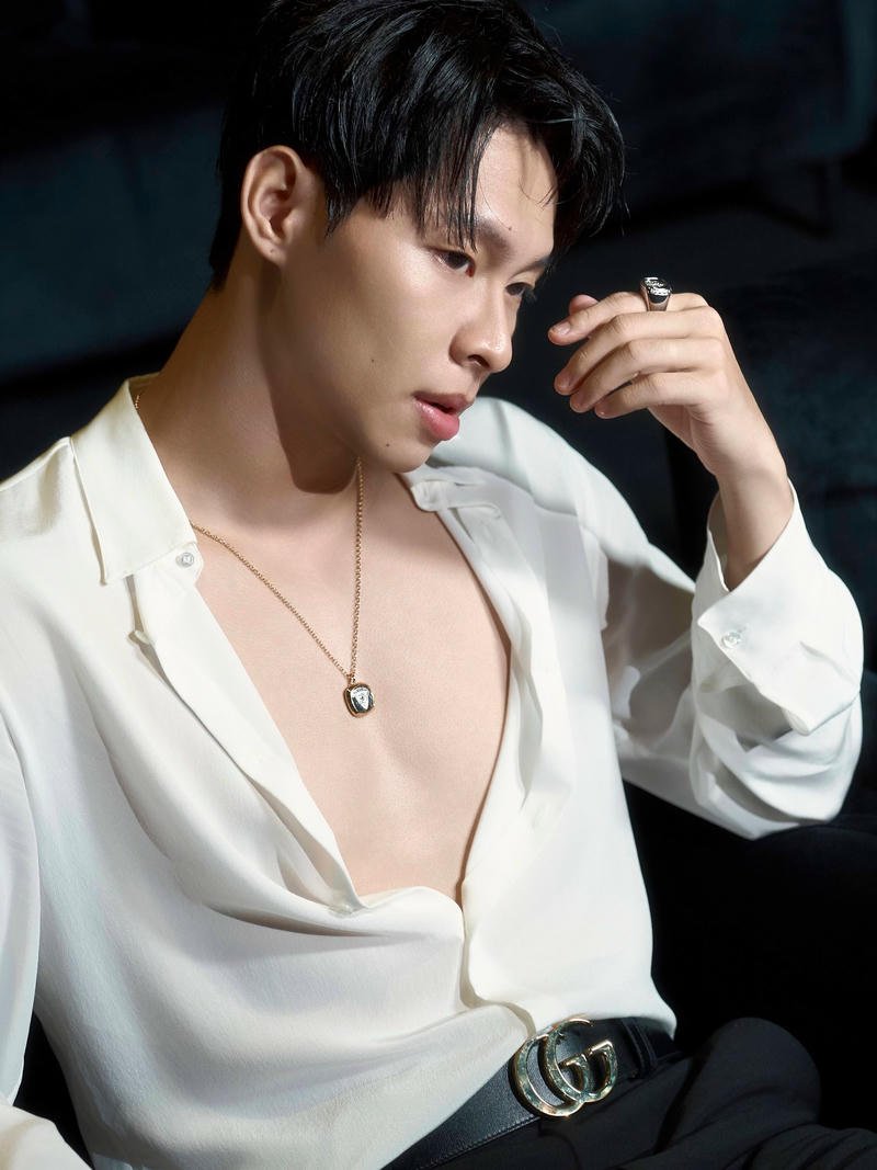 Hình ảnh biểu diễn ánh đèn sân khấu của HURRYKNG