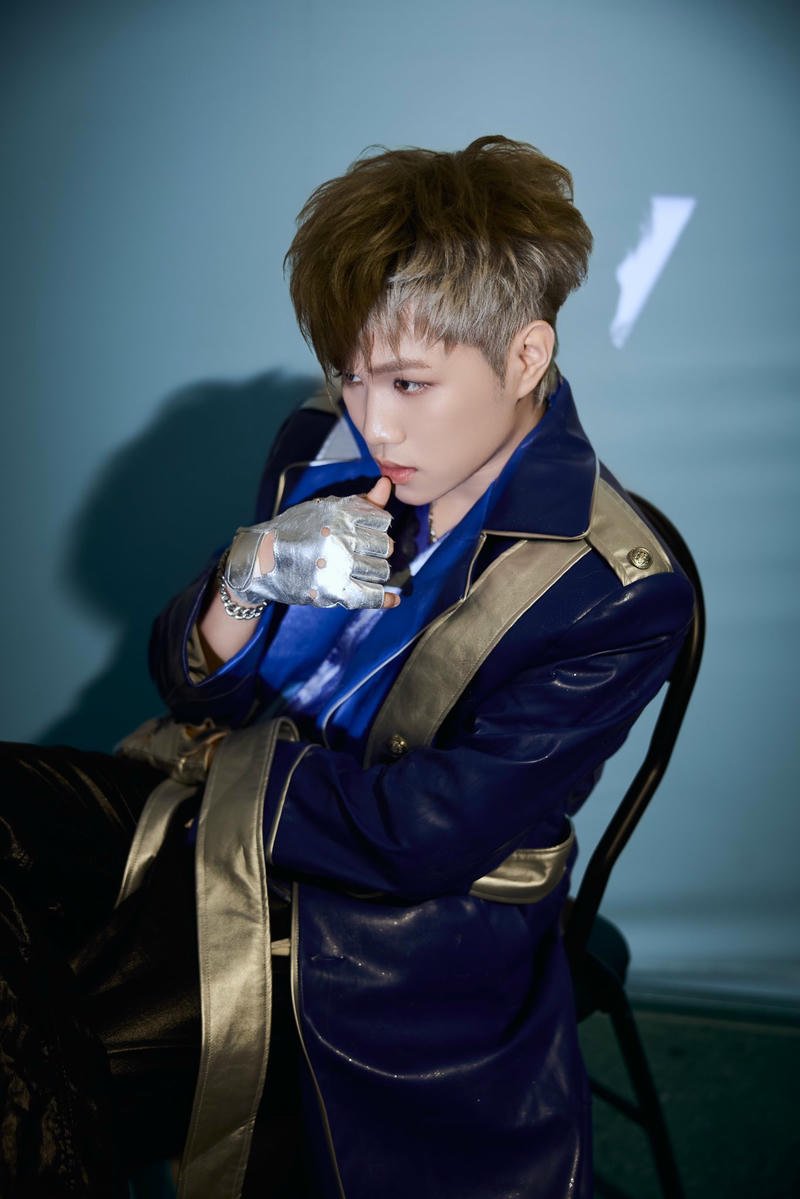 Hình ảnh đời thường gần gũi hợp làm nền Captain Boy