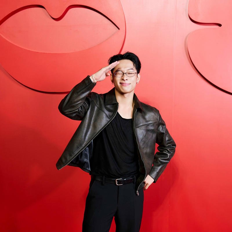 Hình ảnh đời thường nhẹ nhàng của HURRYKNG ngoài đời