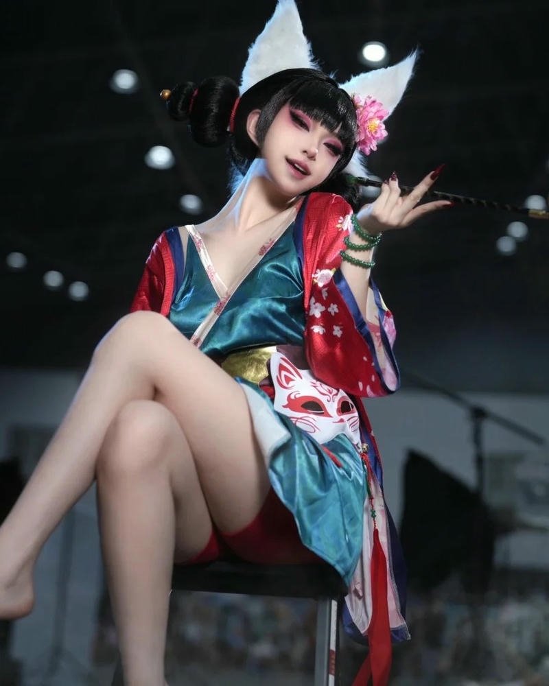 Hình anime cosplay mang lại cảm giác sống động và chân thực