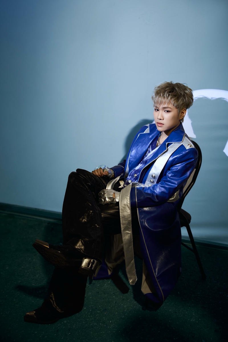 Hình nền Captain Boy ghi lại thần thái mạnh mẽ