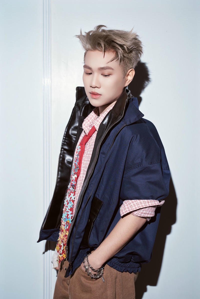 Hình nền Captain Boy thể hiện phong cách riêng nổi bật