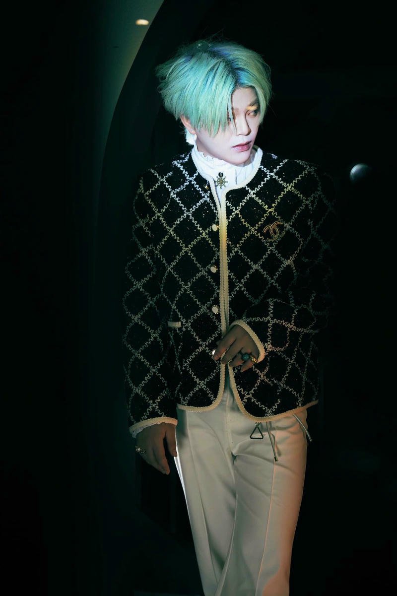 Hình nền Rhyder mang phong cách hiện đại trẻ trung