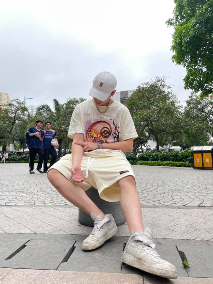 Khoảnh khắc đời thường đơn giản hợp nền Tage