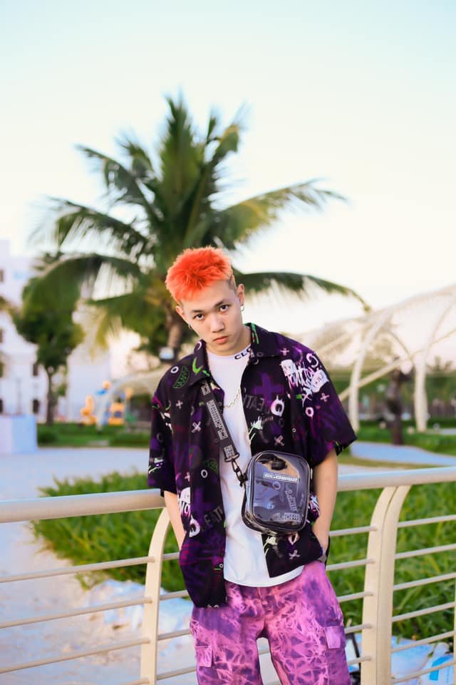 Khoảnh khắc đời thường nhẹ nhàng hợp nền Tage