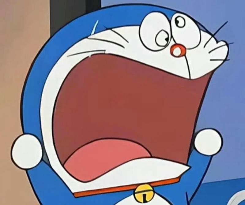 Meme doraemon hốt hoảng gương mặt ngạc nhiên