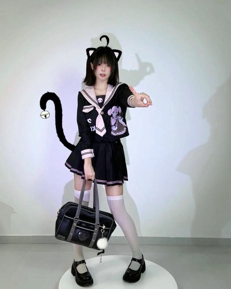 Mỹ nữ cosplay mèo mang phong thái nhẹ nhàng cuốn hút
