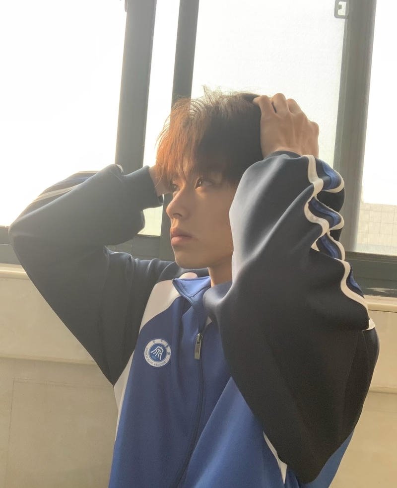 Nét chân thật thể hiện qua ảnh trai k10 giản dị