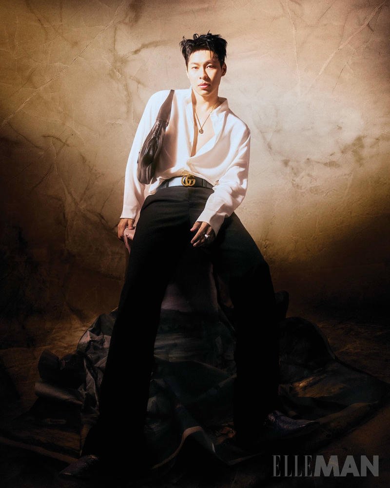 Nét nổi bật trong hình nền HURRYKNG sân khấu đầy ánh sáng