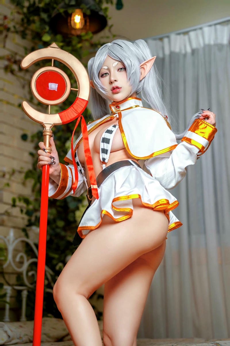 Người mẫu Yuumeilyn cosplay hóa thân đầy duyên