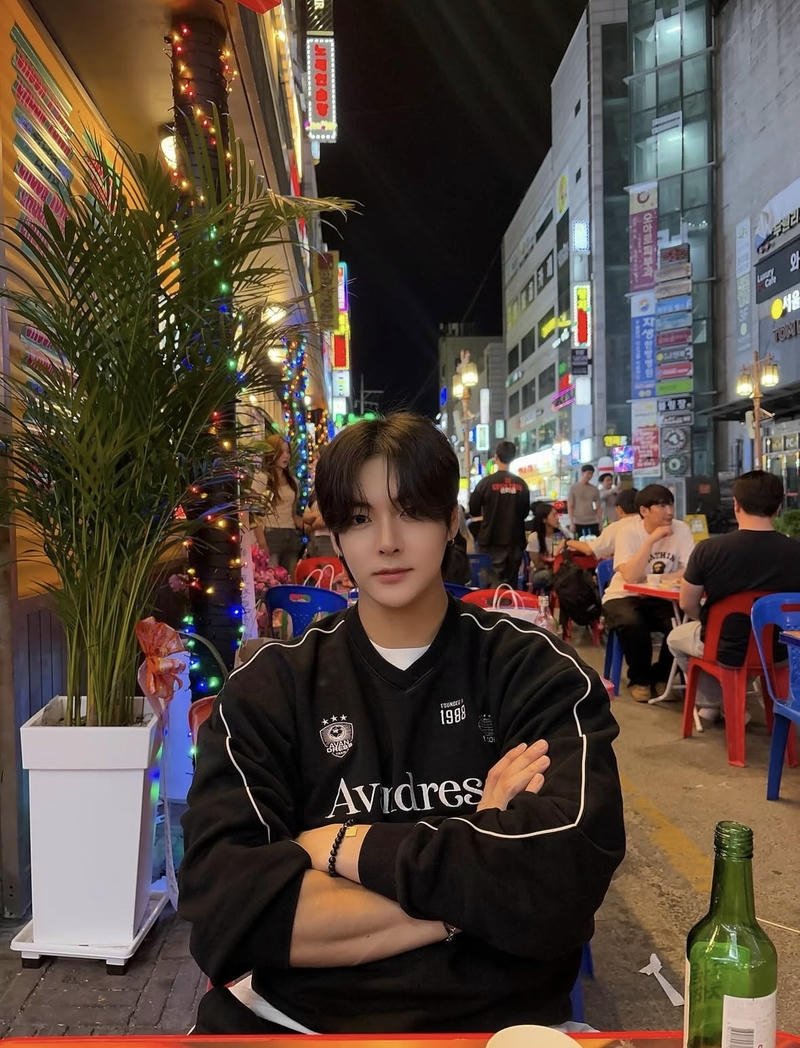 Nam thần Hàn Quốc phong cách lịch lãm từ diễn viên nổi tiếng