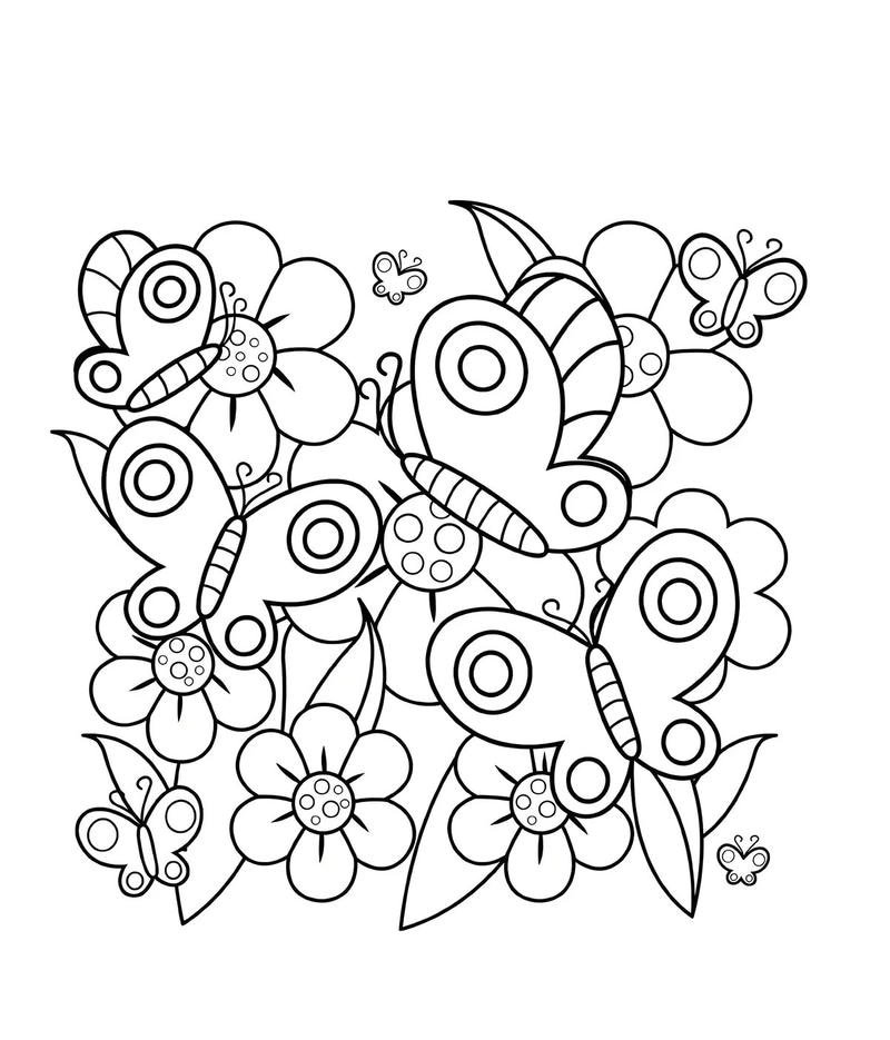 Tô màu con bướm cách điệu giúp bé sáng tạo màu sắc