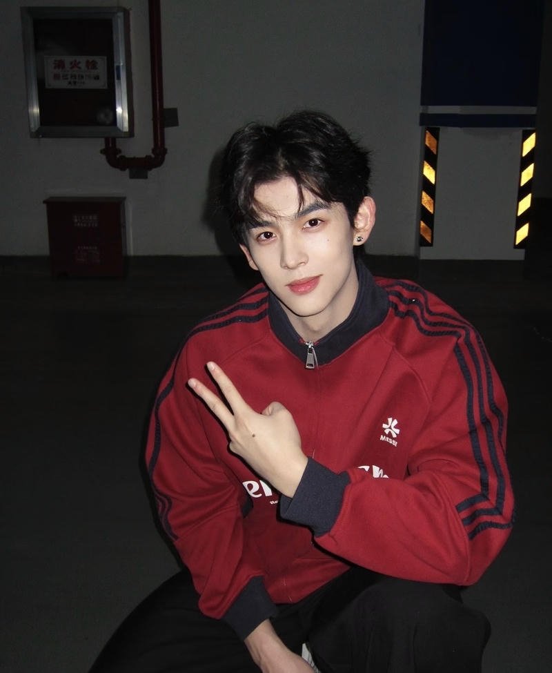 Vẻ ngoài khỏe khoắn phong cách học đường K11