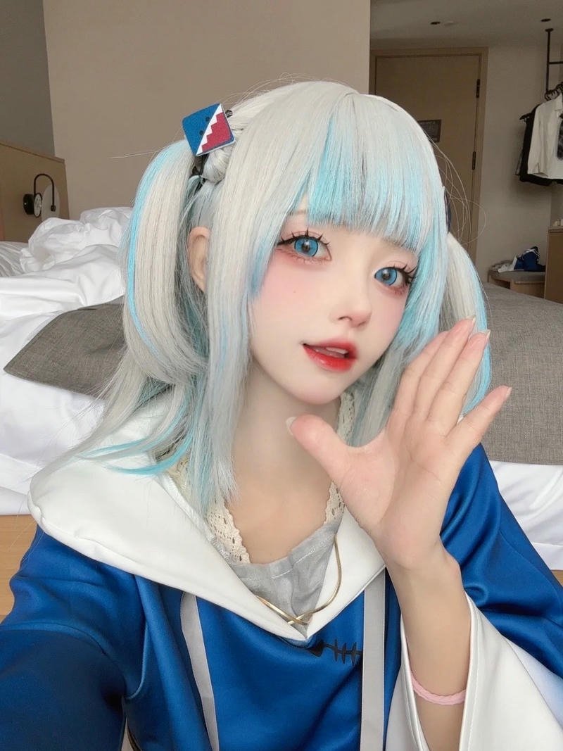 Yaoyaoqwq Gawr Gura cosplay diện mạo cuốn hút với nét tinh tế