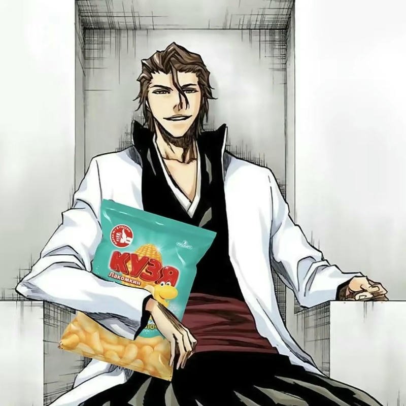Ảnh Aizen meme ôm bịch bim bim