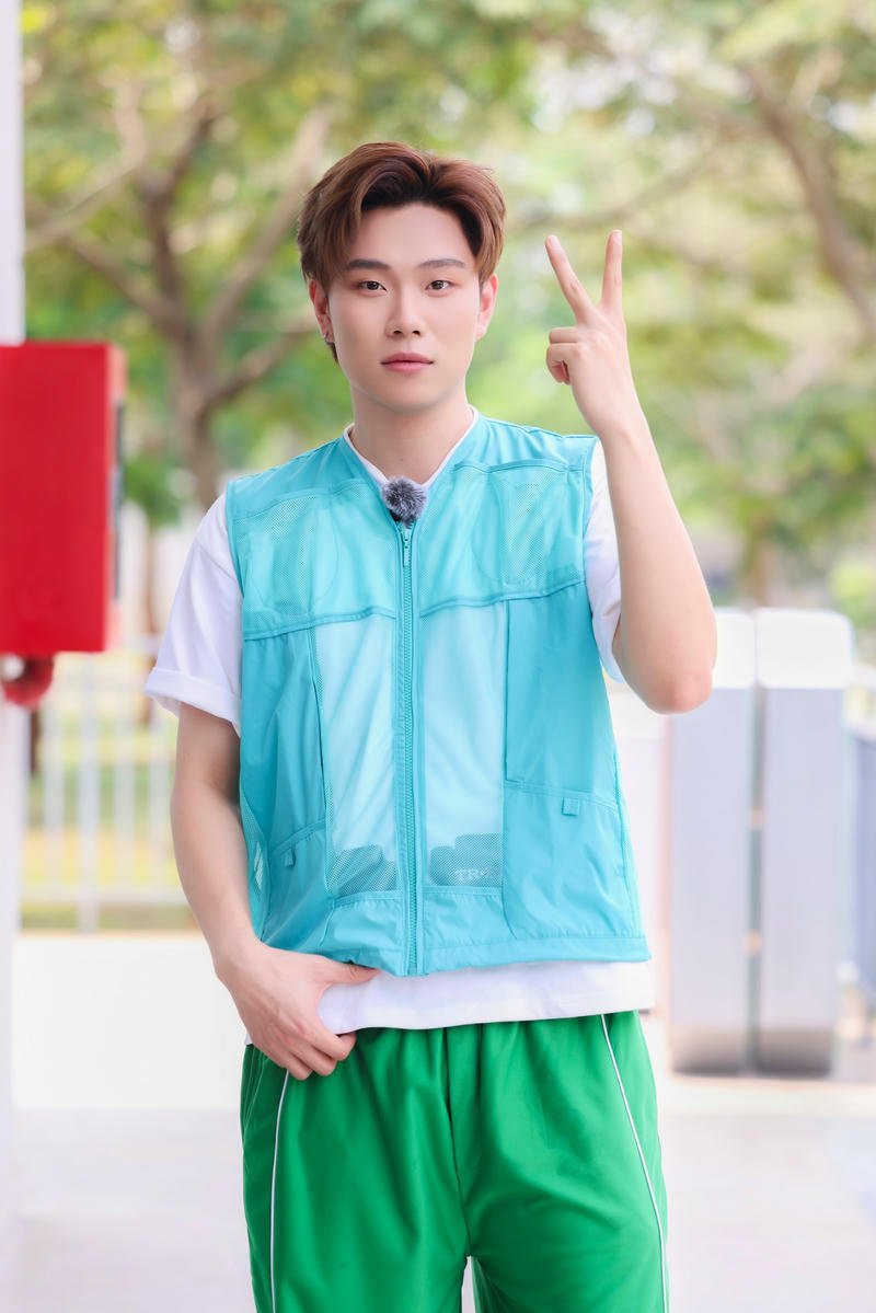 Ánh nhìn cuốn hút của Dương Domic làm hình nền Dương Domic