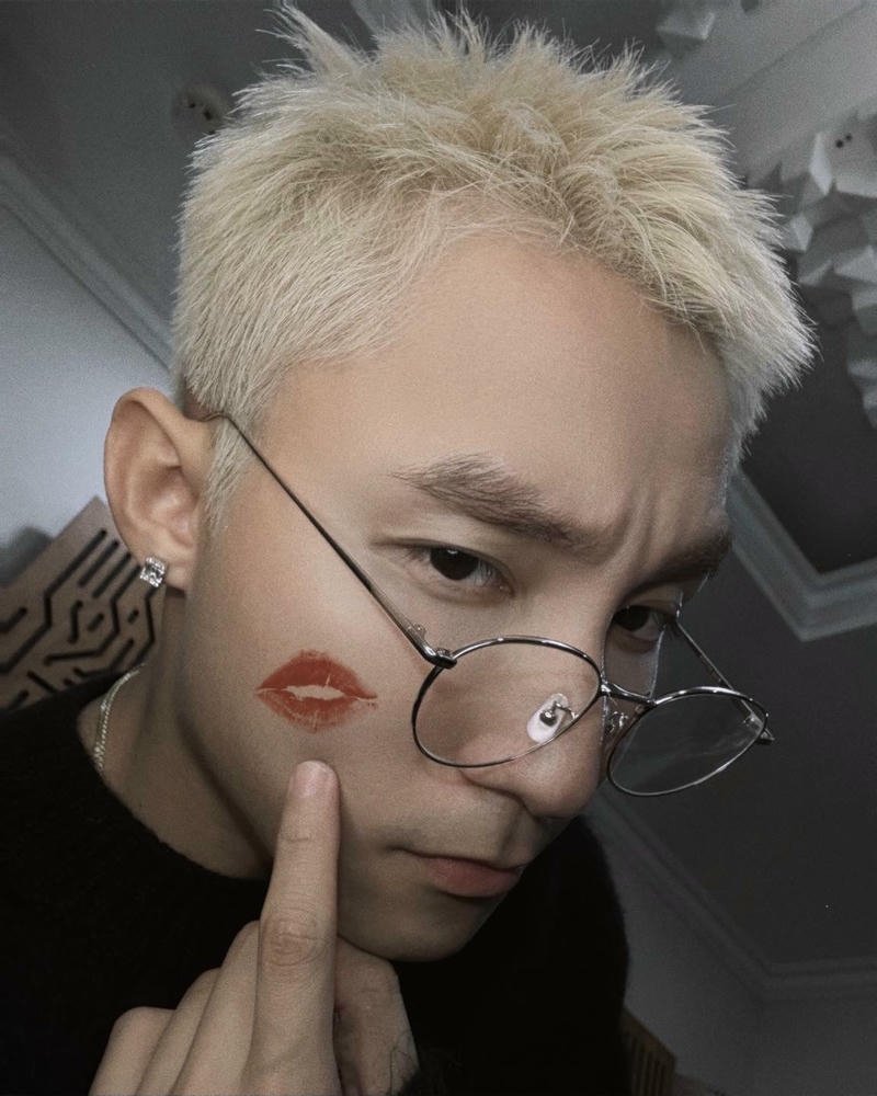 Ánh nhìn nổi bật Sơn Tùng MTP ảnh nền