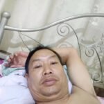 Biểu cảm nhẹ nhàng nam kém sắc hình nền