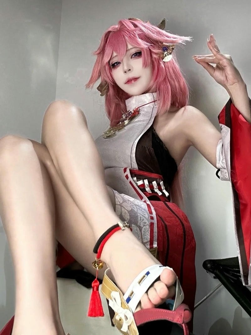 Cosplay Yae Miko ánh nhìn cuốn hút với nét đẹp tinh tế