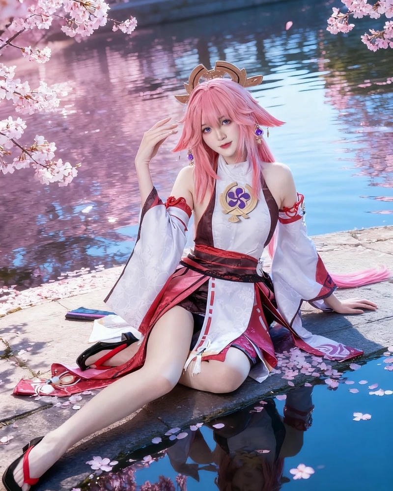 Cosplay Yae Miko mang phong cách nhẹ nhàng nhưng đầy cuốn hút