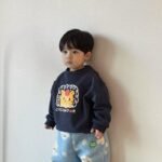 Đôi mắt long lanh trong ảnh bé trai đáng yêu nổi bật